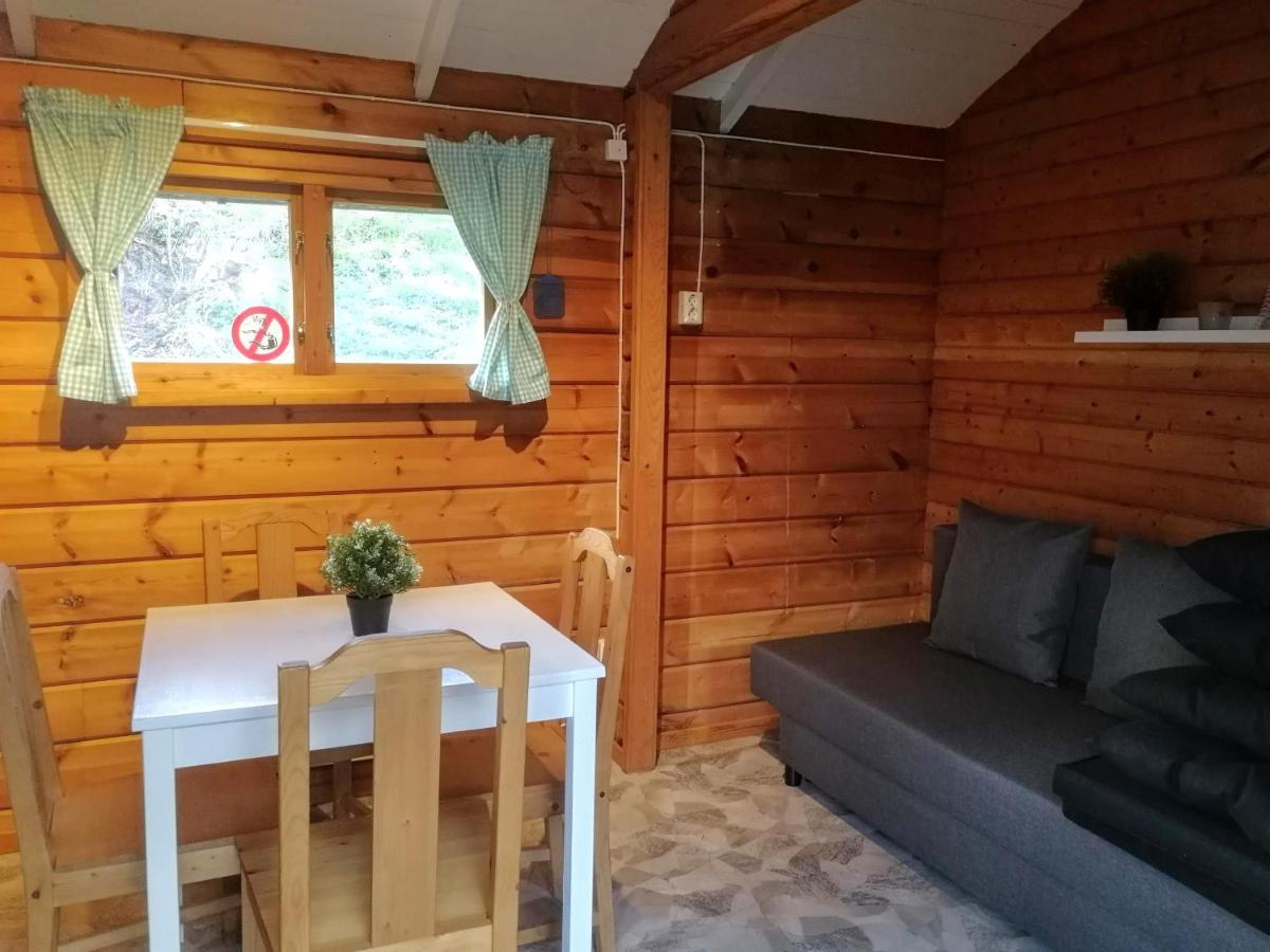Yxningens Holiday Homes, Cottages And Camping Gusum Bagian luar foto