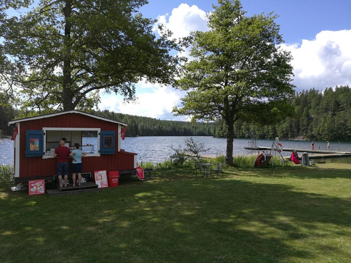 Yxningens Holiday Homes, Cottages And Camping Gusum Bagian luar foto